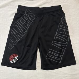 NBA Boys Black Athletic Shorts XL (18-20)